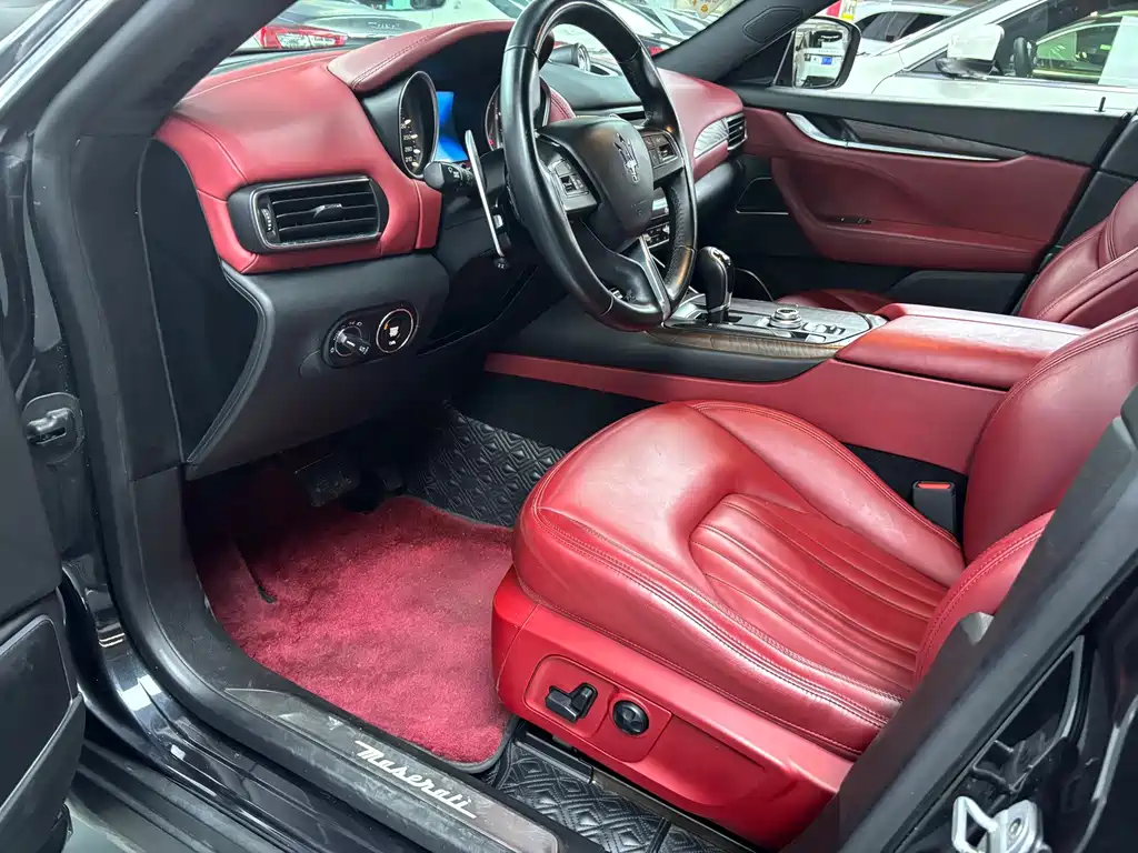 Maserati Levante — миниатюра 3