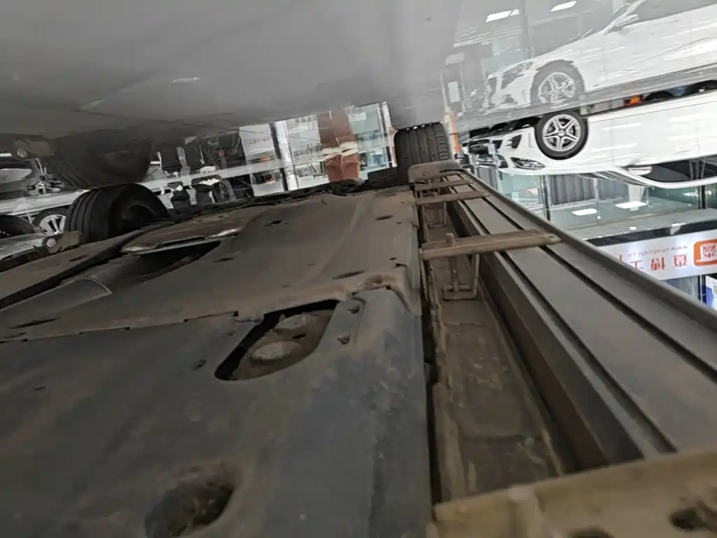 Volkswagen Tiguan L — миниатюра 22