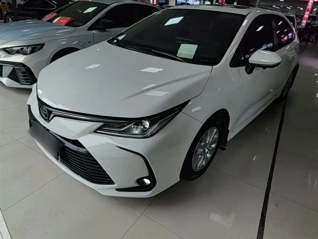 Купить Toyota Corolla