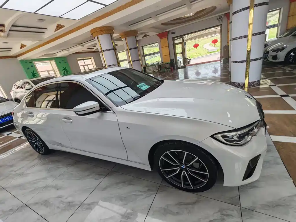 BMW 3 Series 3 2022 325i M Sport