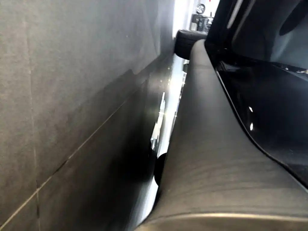Tesla Model Y — миниатюра 22