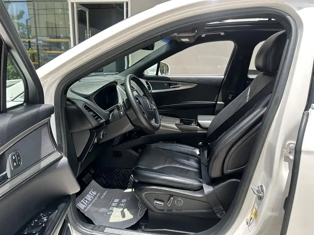 Lincoln Nautilus 2019 2.0T Premium VI