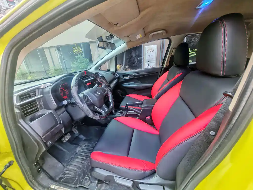 Honda Fit — миниатюра 4
