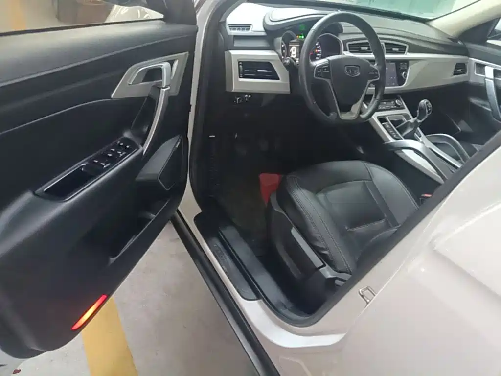 Geely Boyue — миниатюра 16