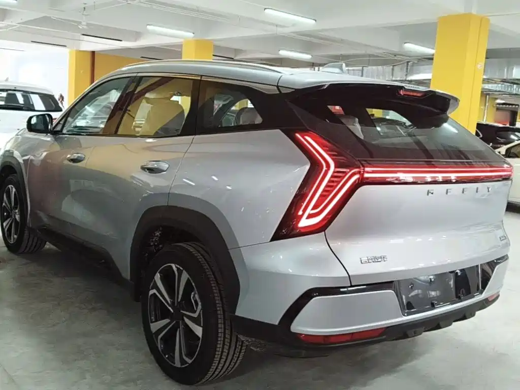 Geely Boyue L — миниатюра 5