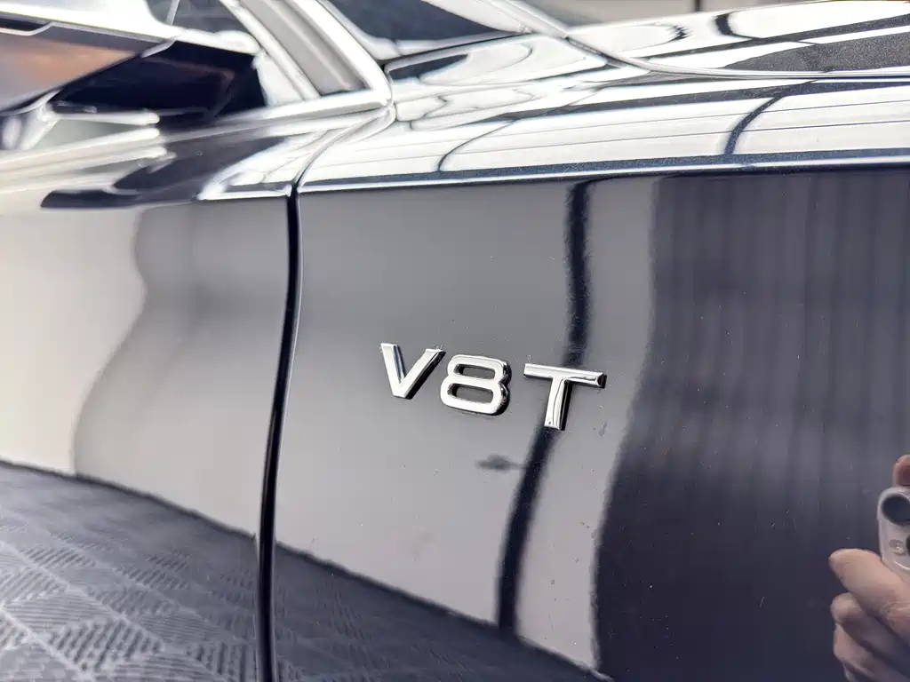 Audi S8 — миниатюра 3