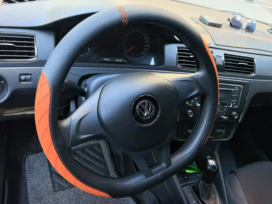 Volkswagen Santana — миниатюра 15