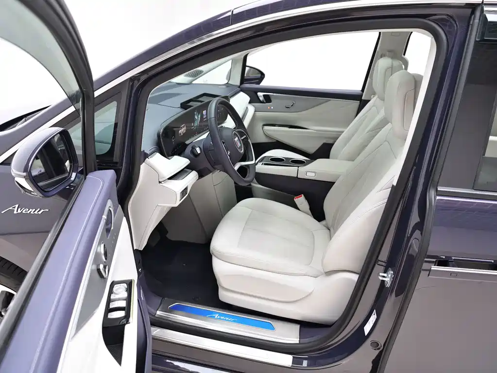 Buick GL8 Hybrid — миниатюра 11