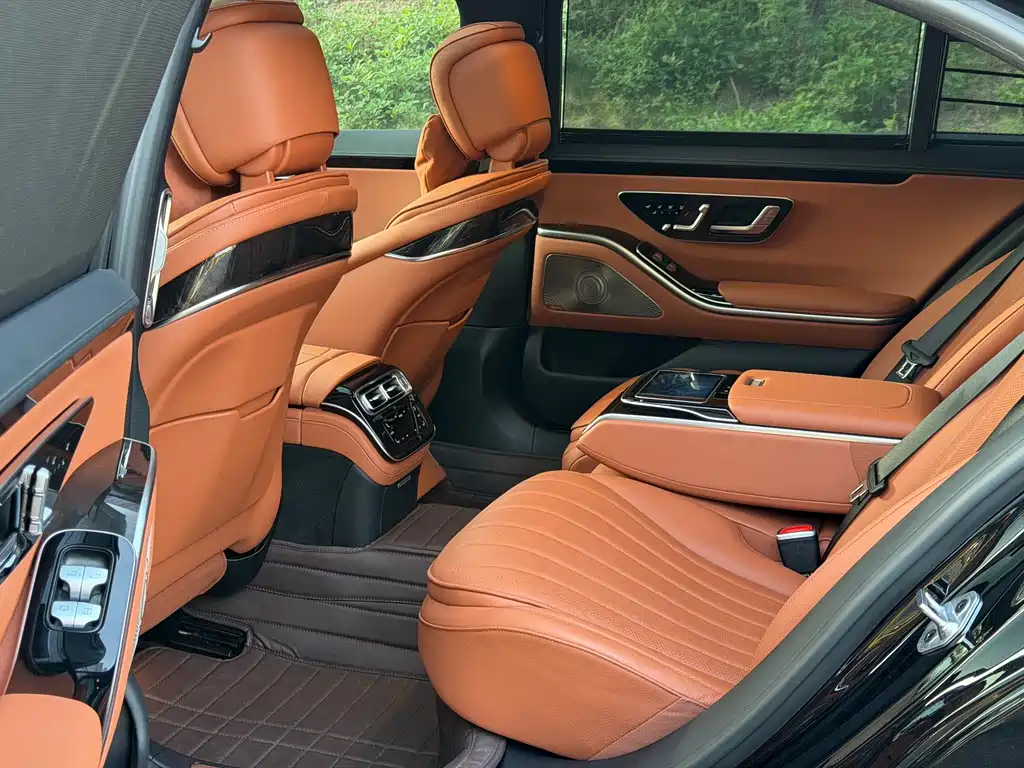 Mercedes-Benz S-Class — миниатюра 6