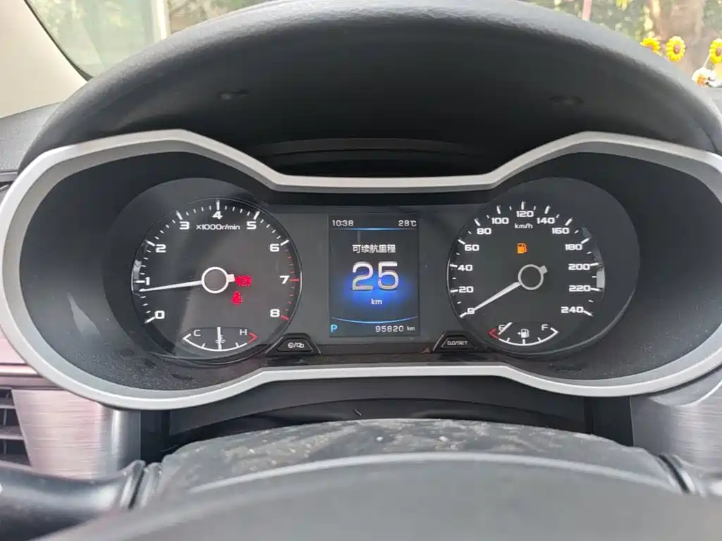 Geely Emgrand GS — миниатюра 12
