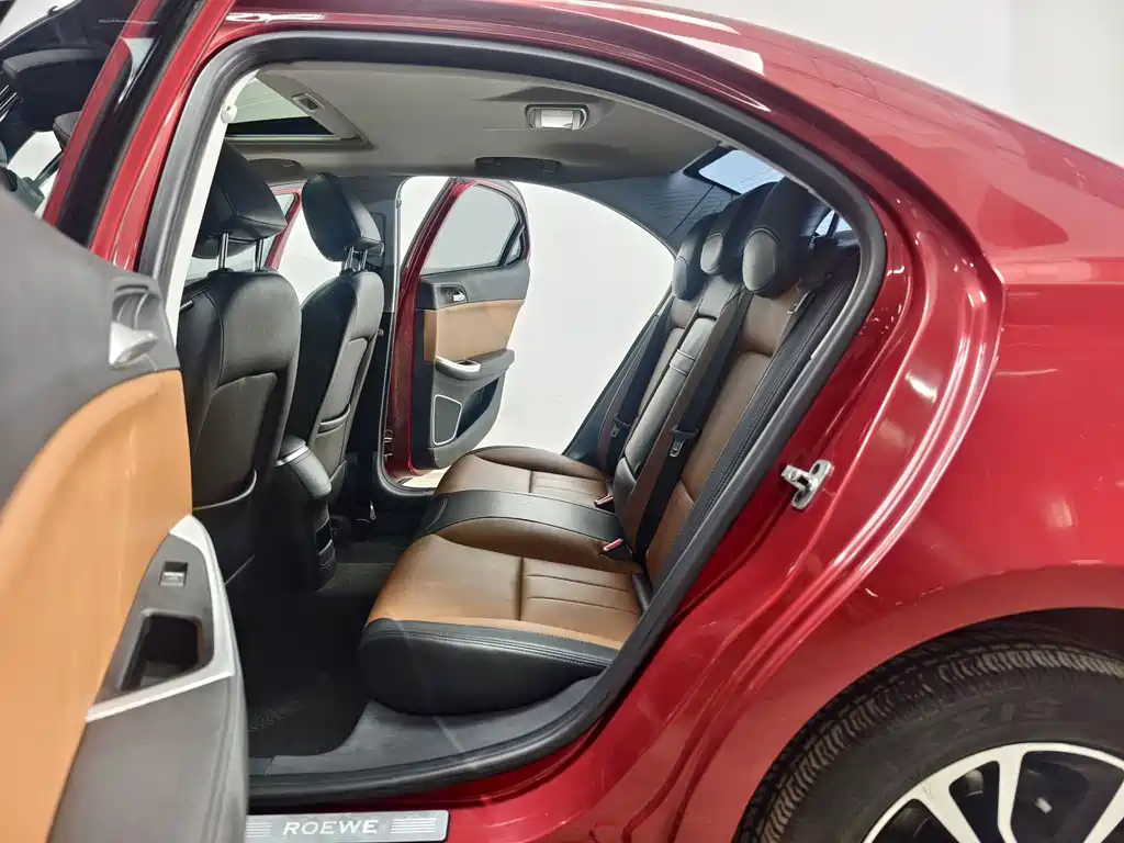 Roewe Wei Wei 550 — миниатюра 12