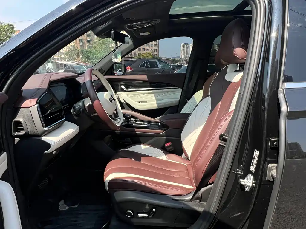 Geely Xingyue L — миниатюра 11