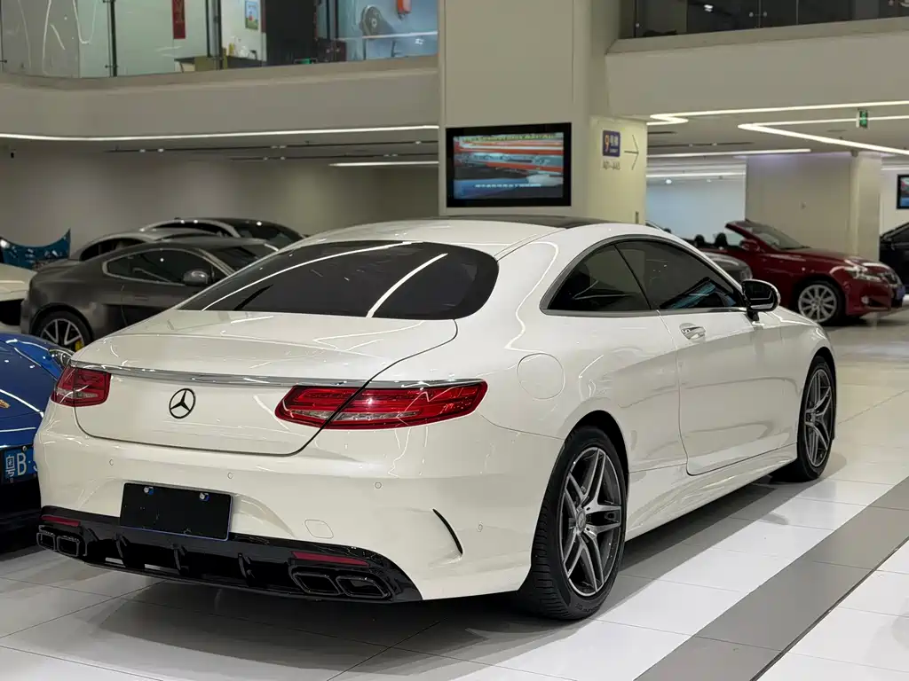 Mercedes-Benz S-Class — миниатюра 5