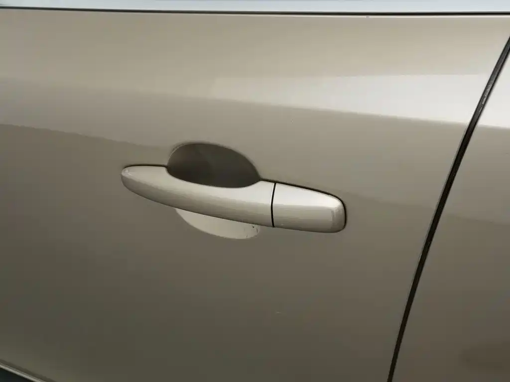 Volvo V40 — миниатюра 18