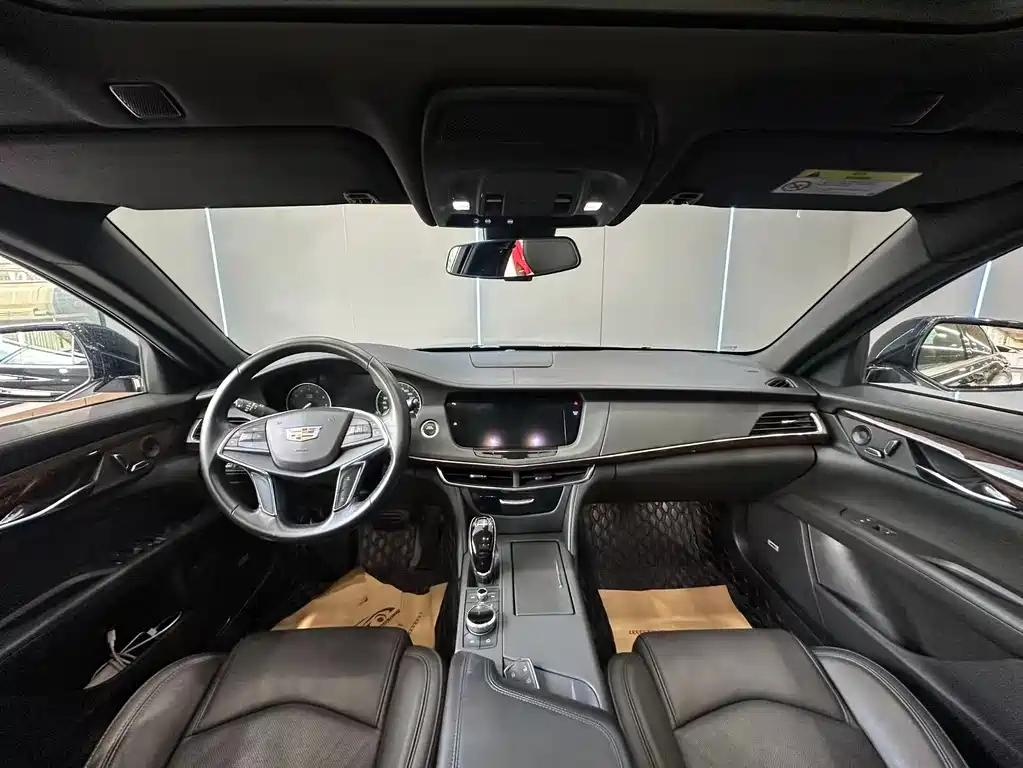 Cadillac CT6 2022 28T