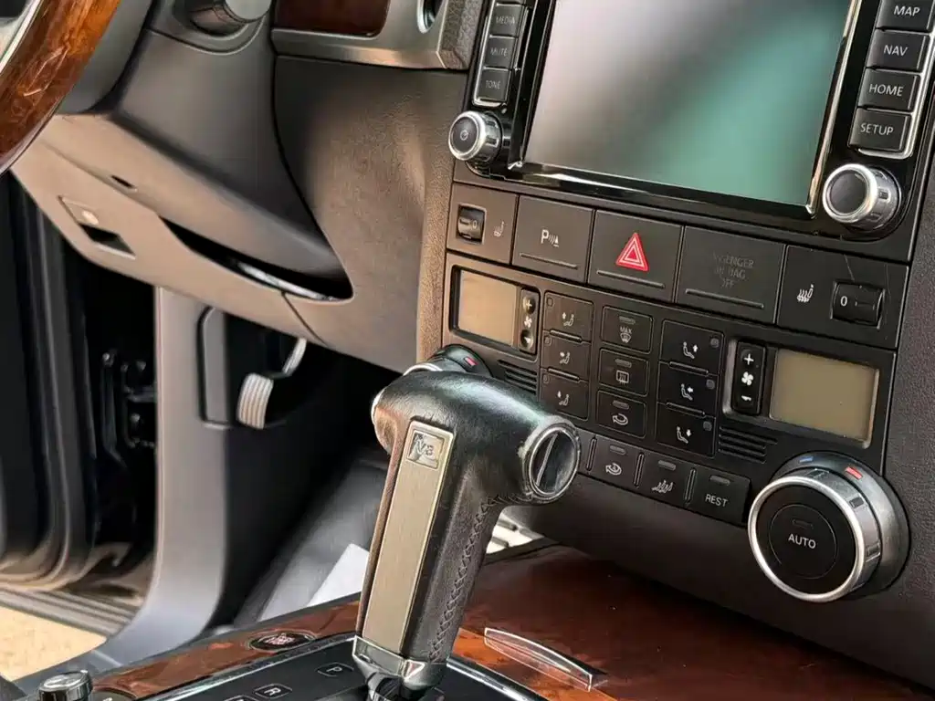 Volkswagen Touareg — миниатюра 13