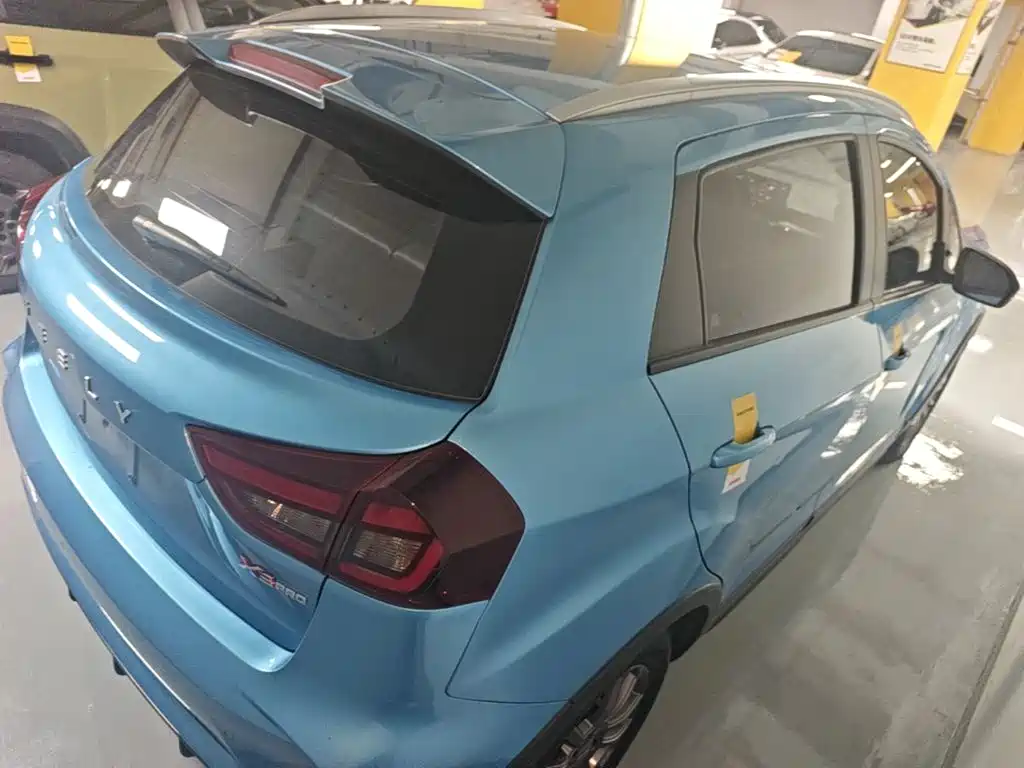 Geely Vision X3 — миниатюра 7