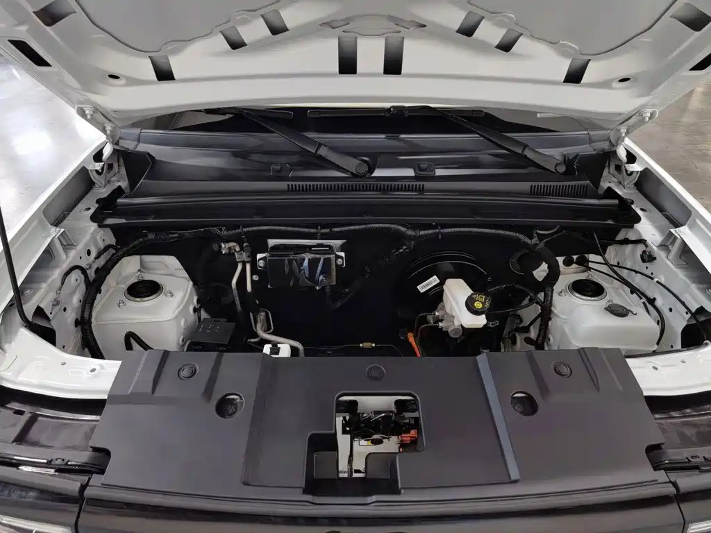 Baojun Yueye — миниатюра 6