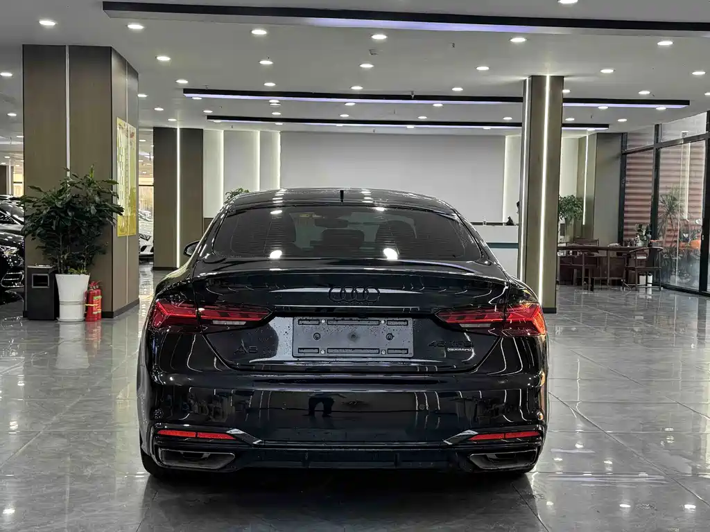Audi A5 (Import) — миниатюра 8