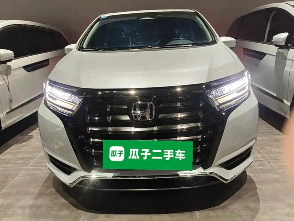 Honda Elysion — миниатюра 3