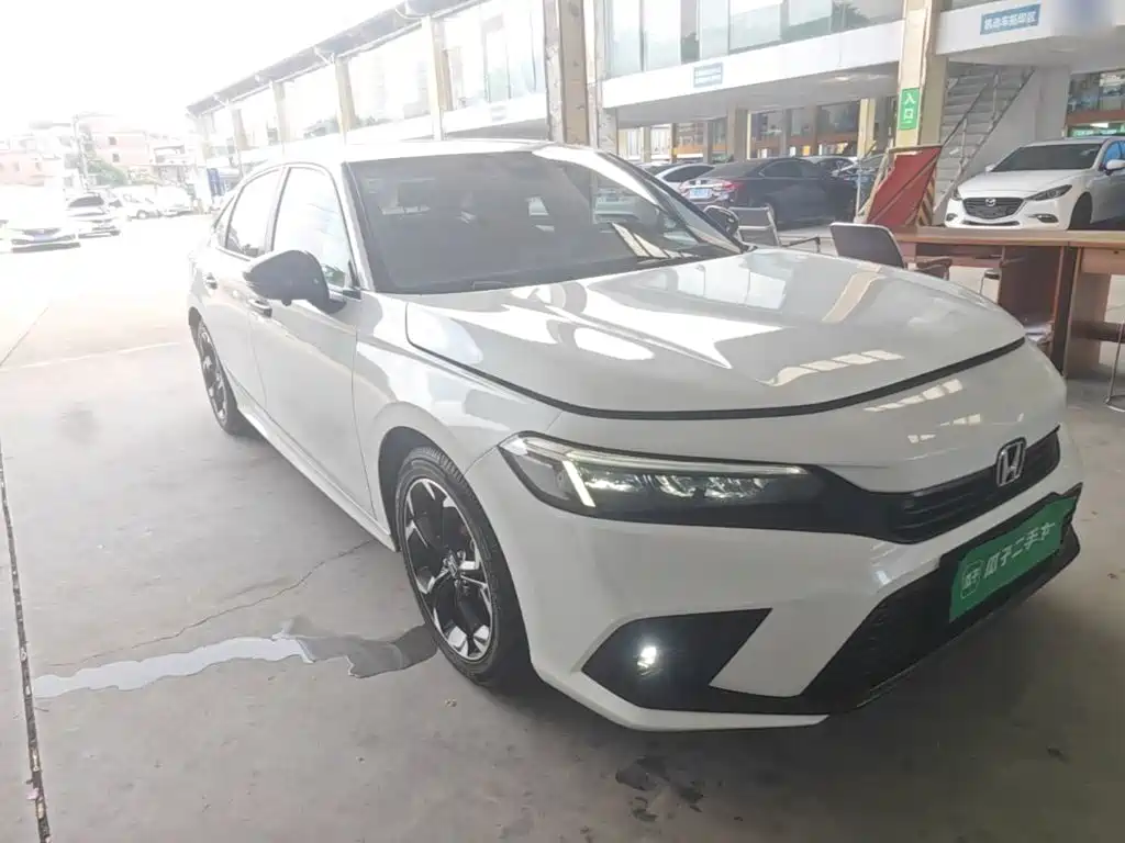 Honda Civic — миниатюра 4