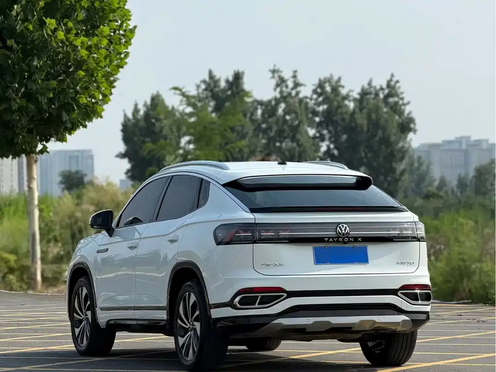 Volkswagen X — миниатюра 9