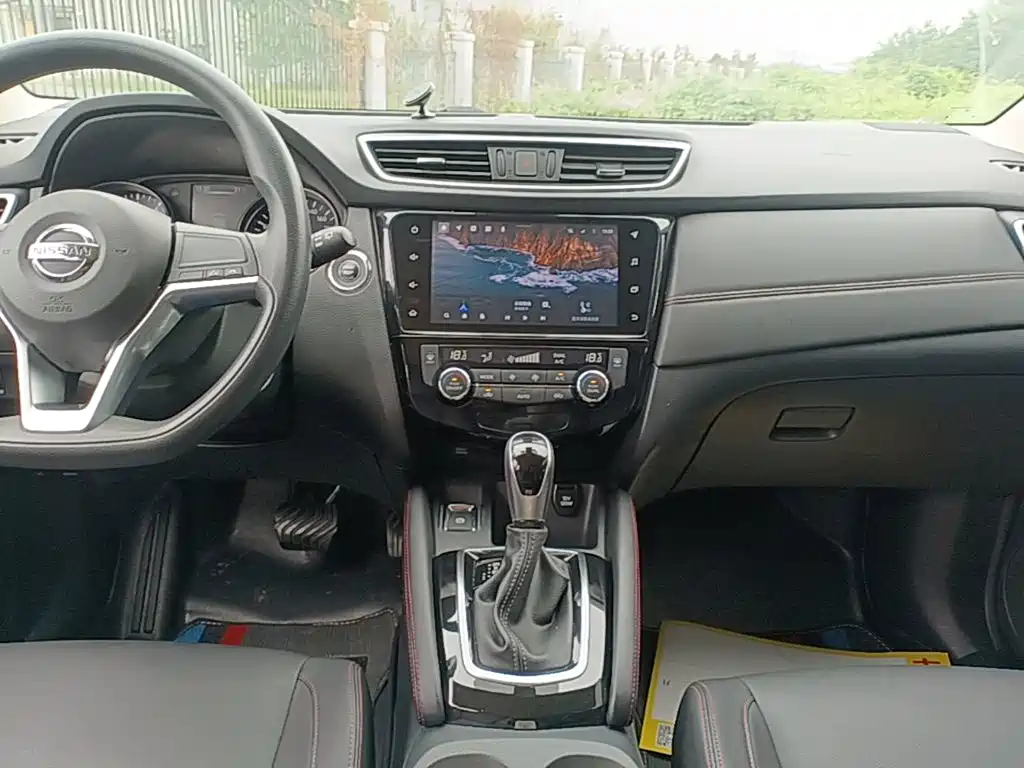 Nissan Qashqai — миниатюра 13