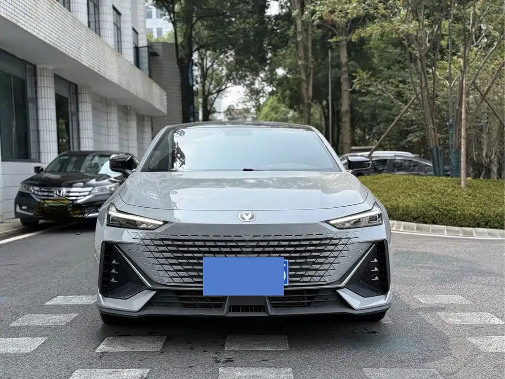Changan UNI-V — миниатюра 2