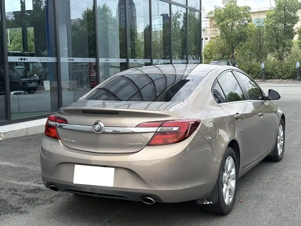 Buick Regal — миниатюра 13