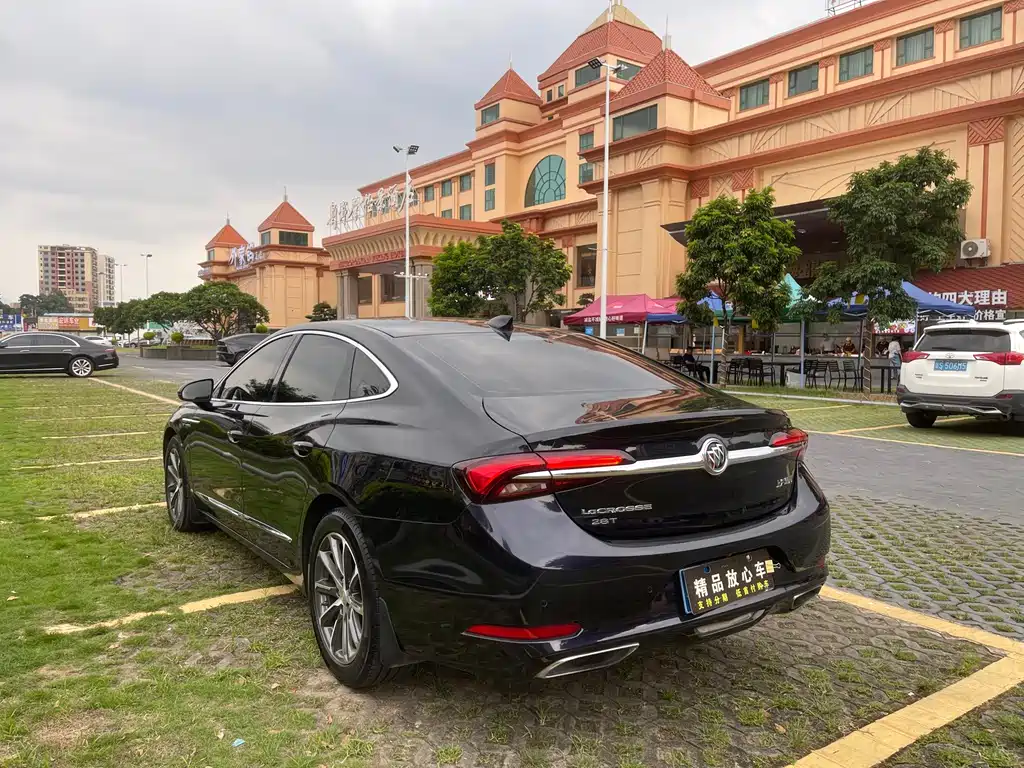 Buick LaCrosse — миниатюра 4