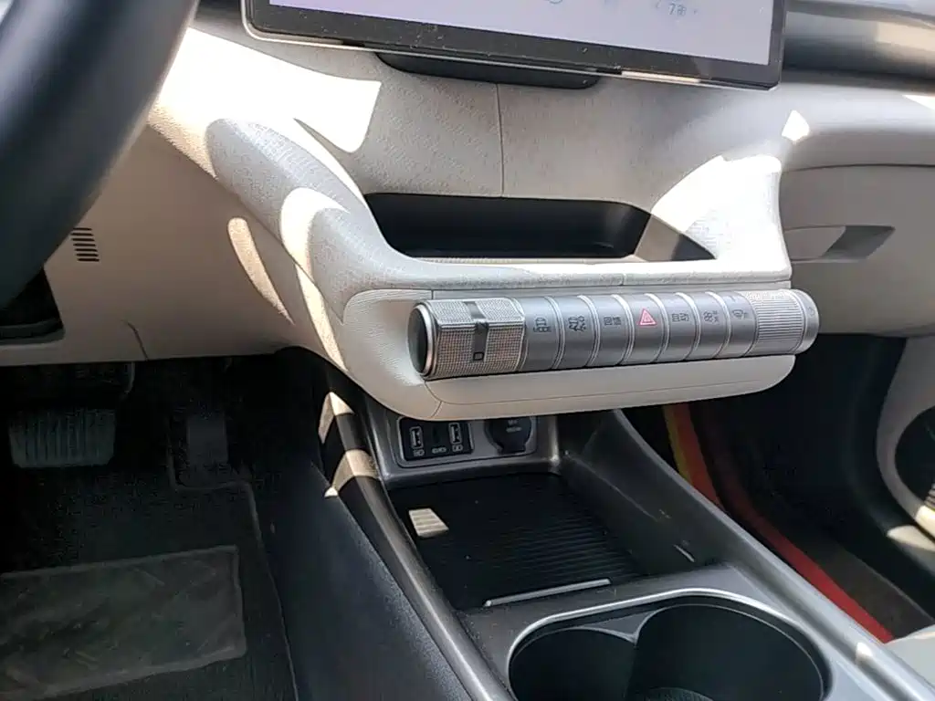 BYD Dolphin — миниатюра 14