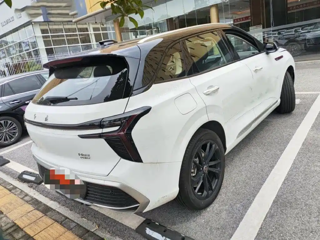 Hongqi Hongqi HS3 PHEV — миниатюра 9