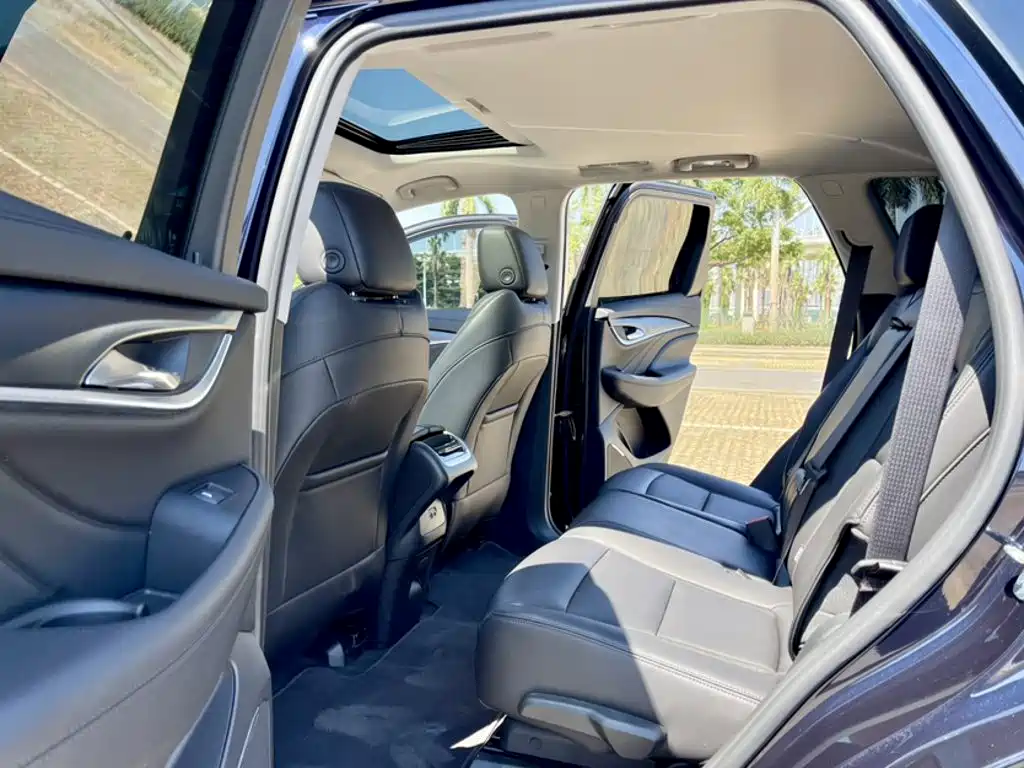 Buick Enclave — миниатюра 18