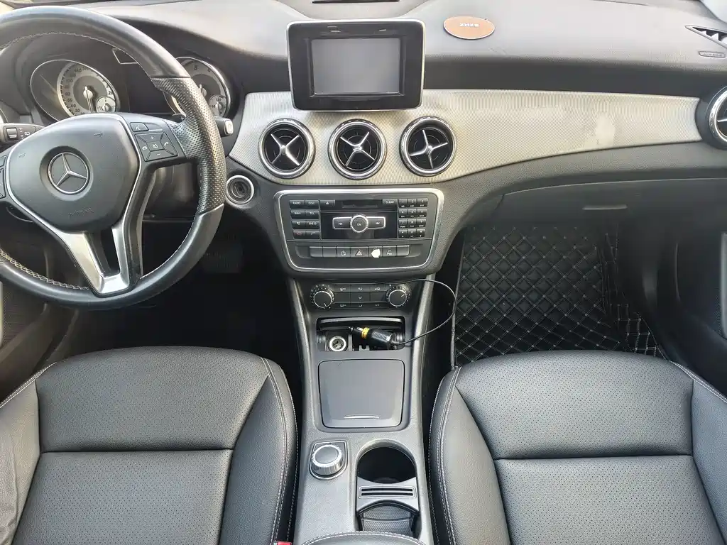 Mercedes-Benz GLA — миниатюра 14