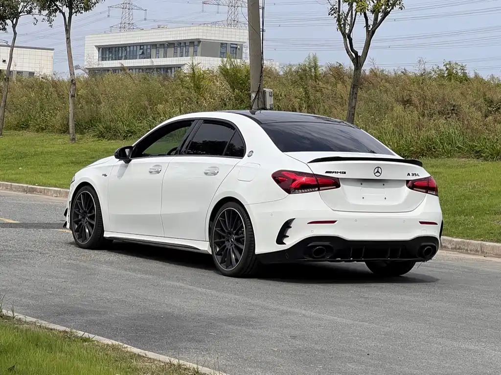 Mercedes-Benz A-Class AMG — миниатюра 8
