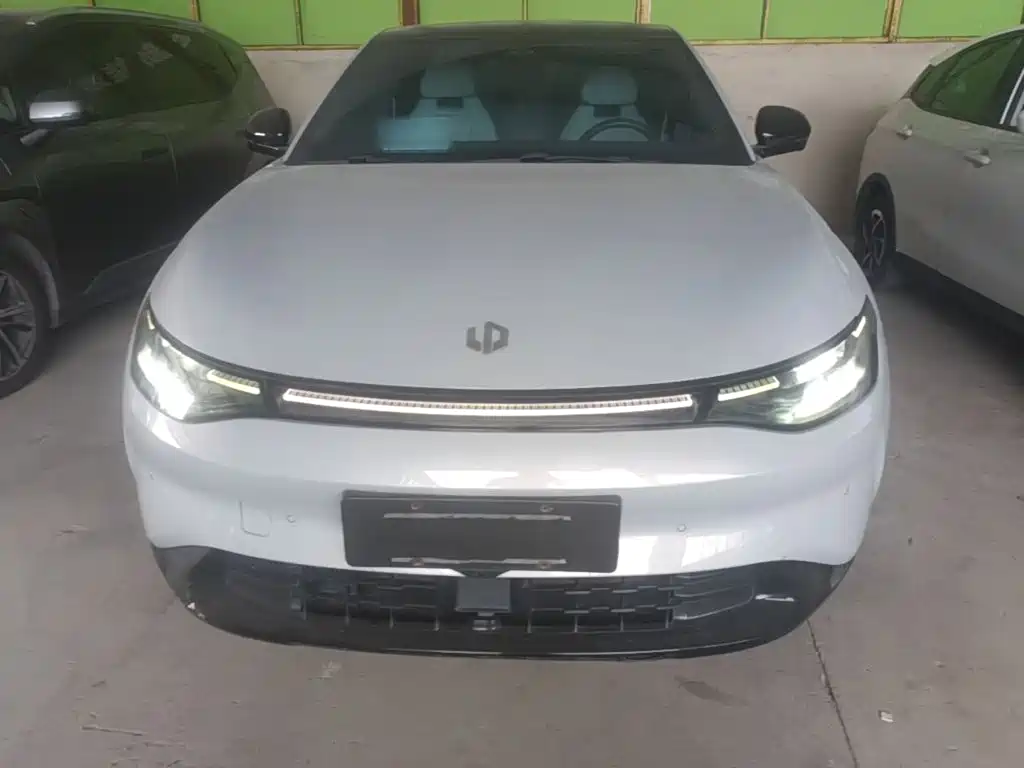 Leapmotor Leapmotor C01 — миниатюра 3
