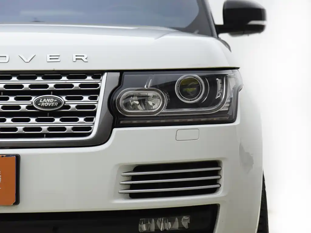 Land Rover Range Rover — миниатюра 5