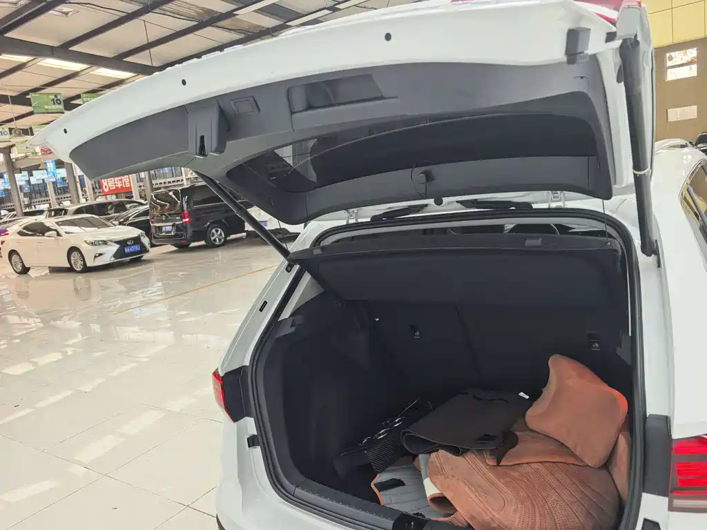 Volkswagen Tharu — миниатюра 14