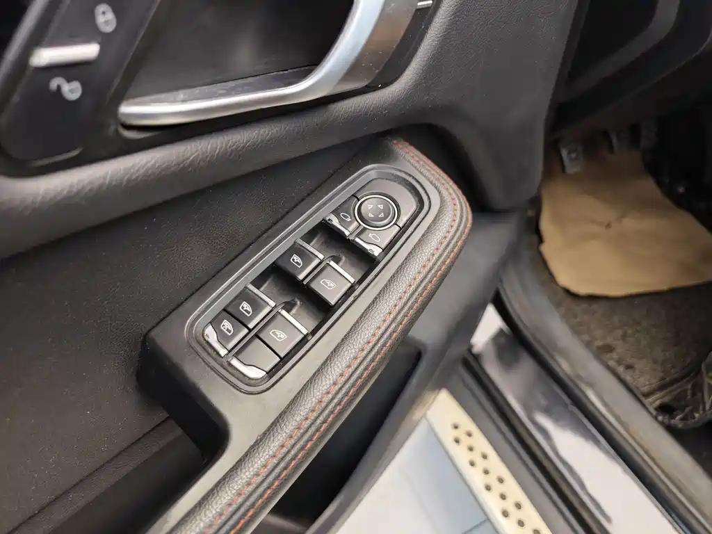 Zotye X5 2015 1.5T MT Luxury V