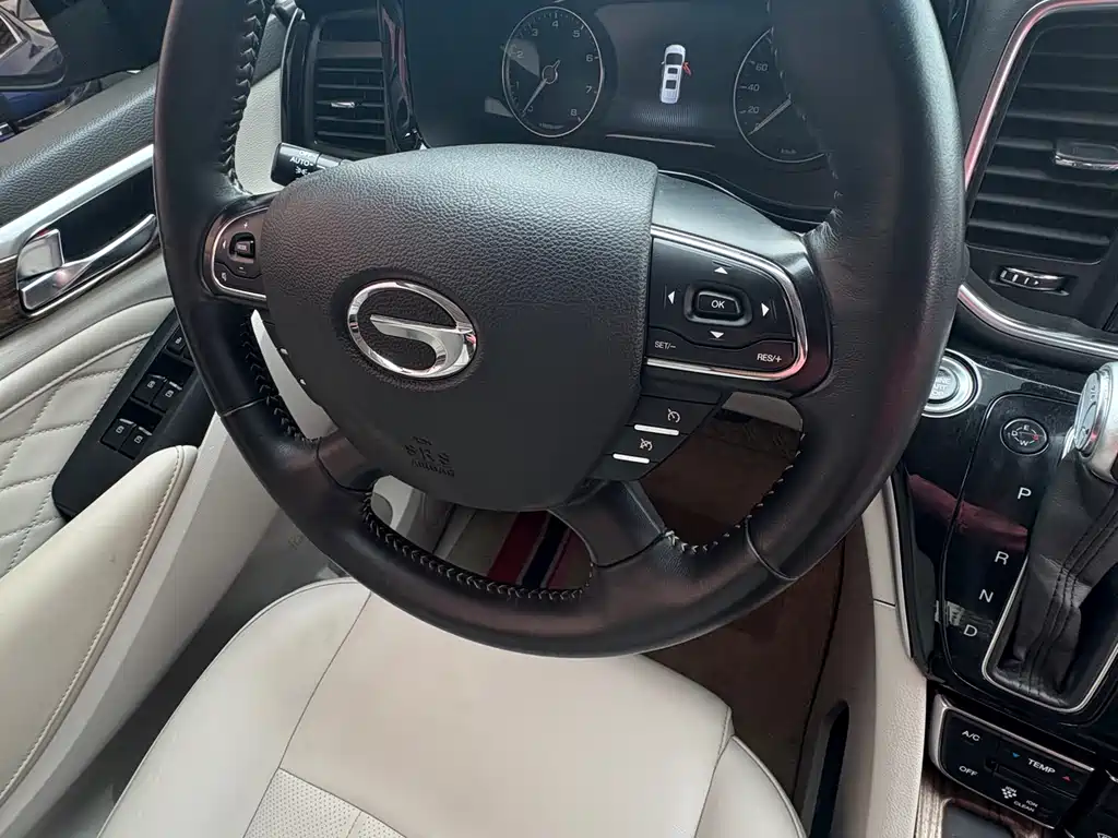 GAC M8 2018 320T Luxury