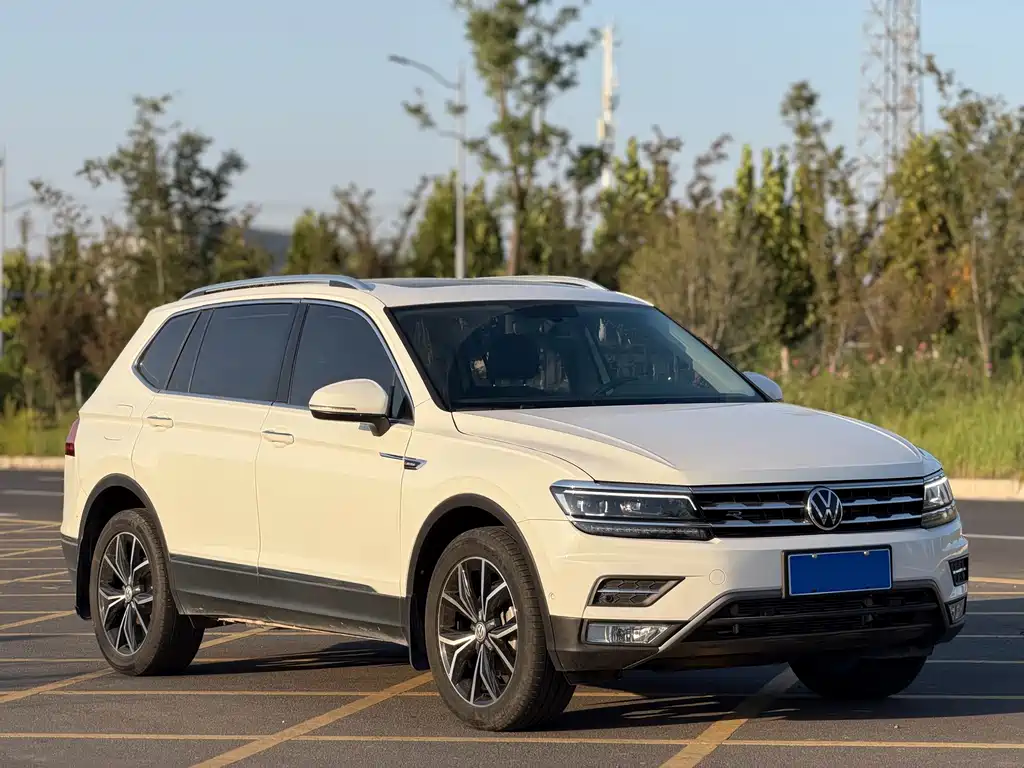 Volkswagen Tiguan L — миниатюра 3
