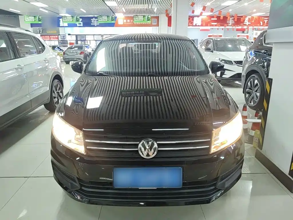 Volkswagen Santana — миниатюра 3