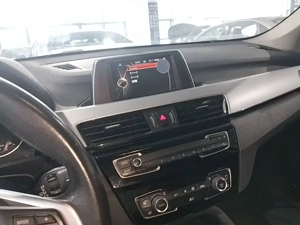 BMW X1 — миниатюра 13