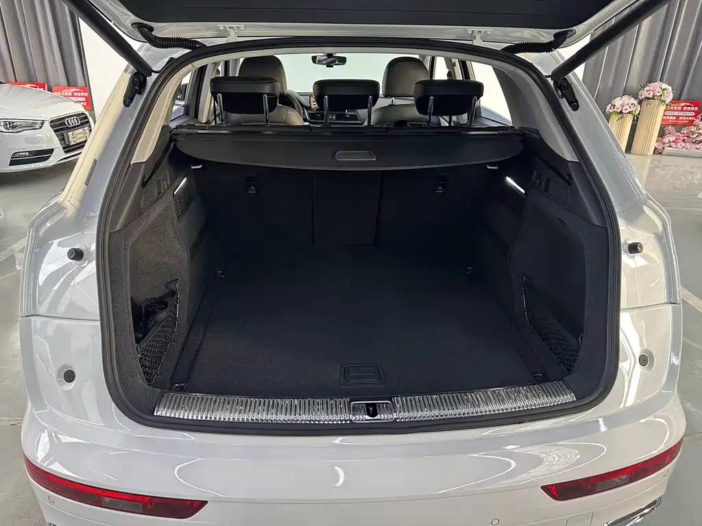 Audi Q5L — миниатюра 19