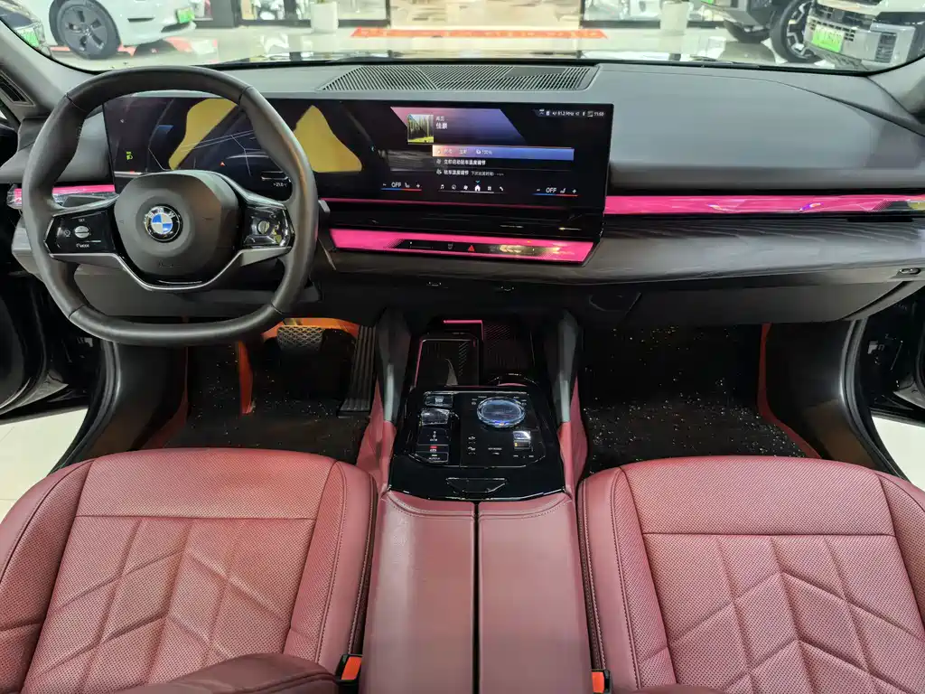 BMW i5 — миниатюра 7