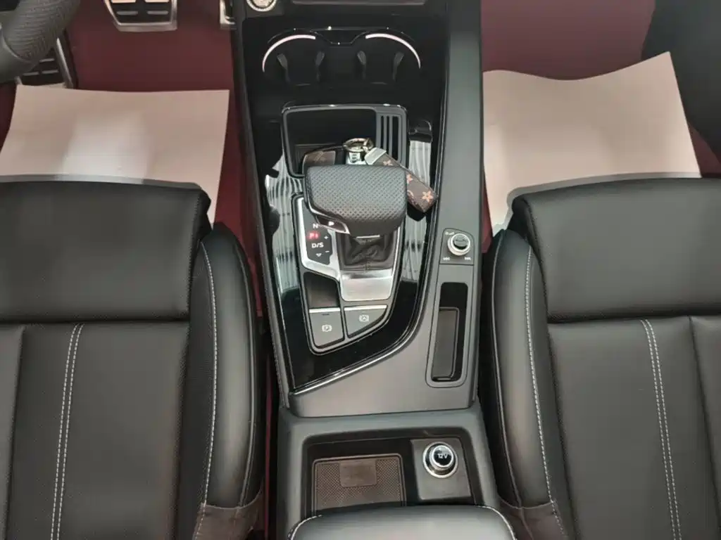 Audi A4L — миниатюра 14