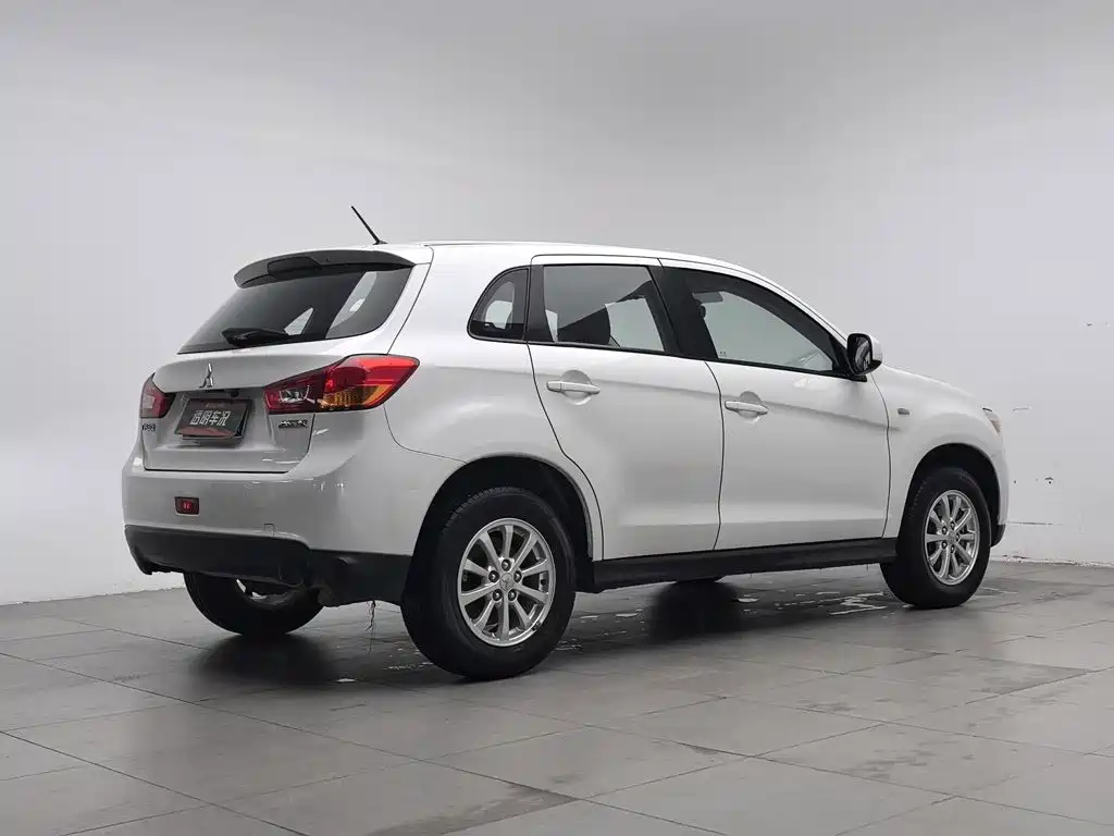 Mitsubishi ASX — миниатюра 2