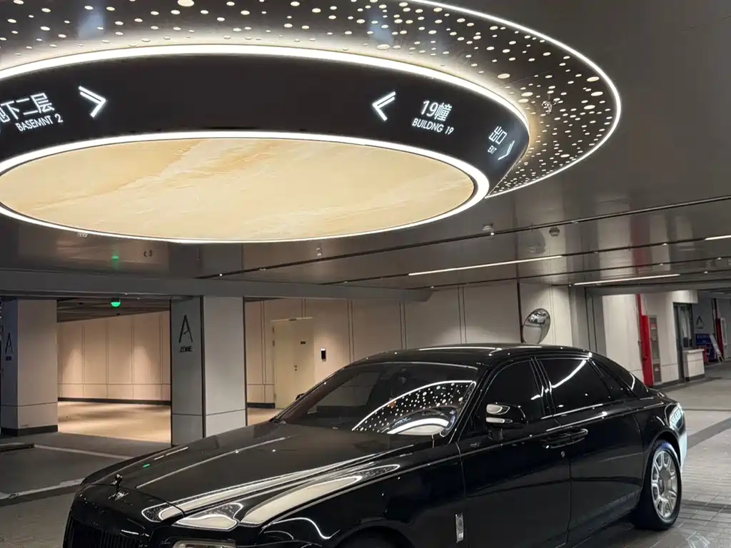 Rolls-Royce Ghost — миниатюра 2
