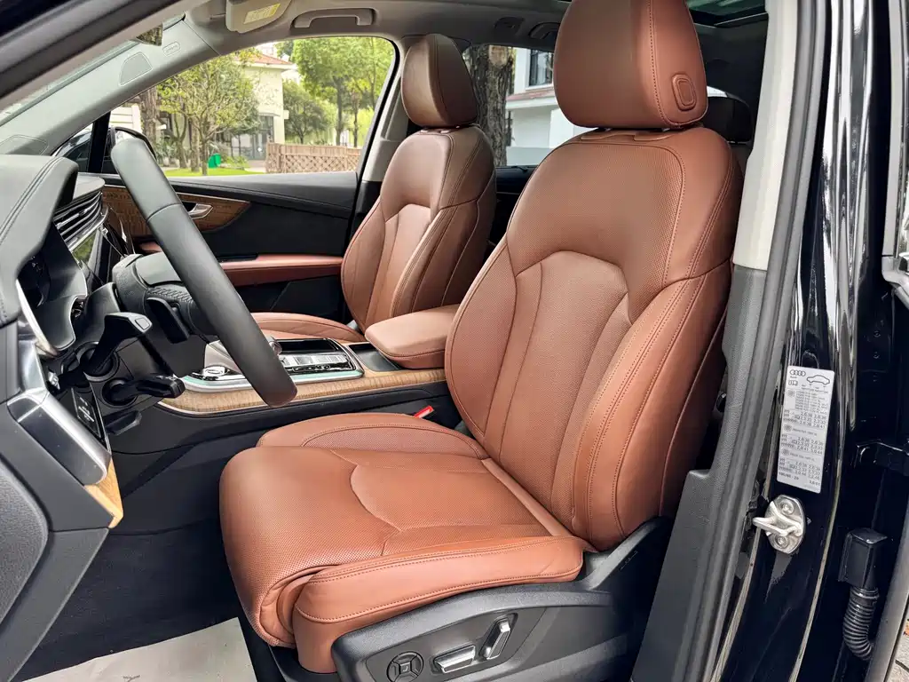 Audi Q7 — миниатюра 34