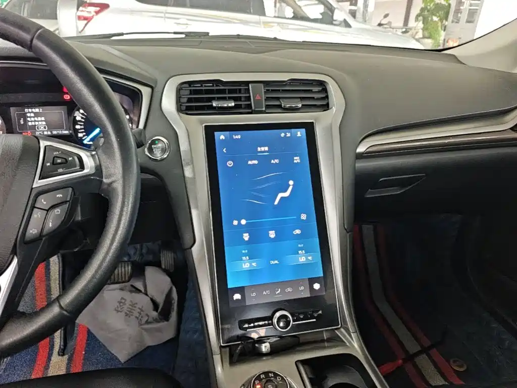Ford Mondeo — миниатюра 13